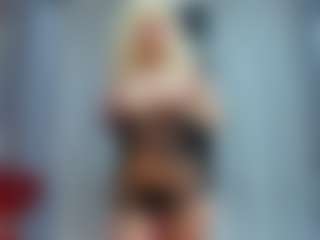 Curly Marshall's Live Sex Cam Show