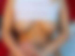 Live cam show with Curly Marshall - Lovense Teen (18+) on friskycurves.com