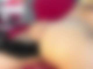 Curly Marshall's Live Sex Cam Show