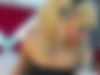 Curly Marshall's Live Sex Cam Show