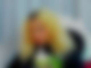 Curly Marshall's Live Sex Cam Show