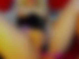Curly Marshall's Live Sex Cam Show