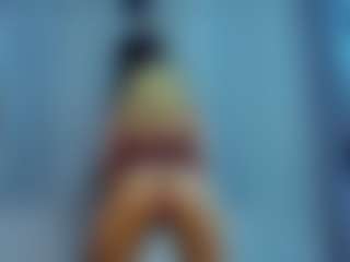 Live cam show with Curly Marshall - Tease Curvy on Strip Flash - Live Sex Shows