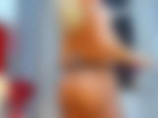 Curly Marshall's Live Sex Cam Show