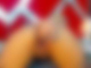 Curly Marshall's Live Sex Cam Show