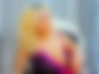 Curly Marshall's Live Sex Cam Show