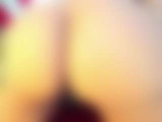 Live cam show with Curly Marshall - Strip on Nude Live Now