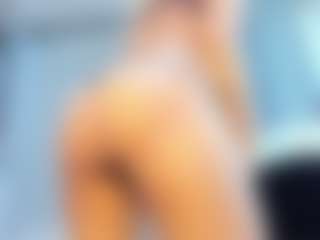 Curly Marshall's Live Sex Cam Show