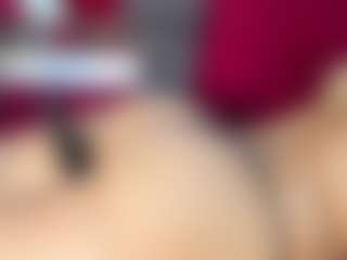 Curly Marshall's Live Sex Cam Show