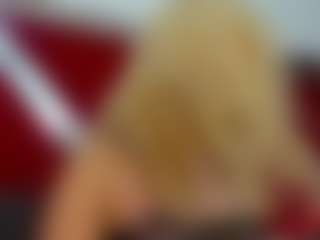 Live cam show with Curly Marshall - Smoke on xxxlivecams.org
