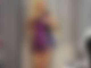 Live cam show with Curly Marshall - Italian Young Adult on Mixed Magazine Live | colombia