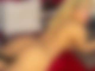 Live cam show with Curly Marshall - Ebony HD on milfzrlive.com
