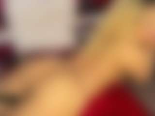 Curly Marshall's Live Sex Cam Show