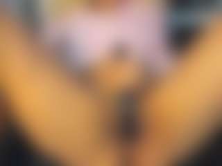Curly Marshall's Live Sex Cam Show