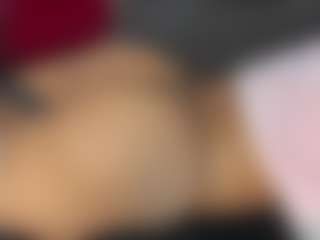 Curly Marshall's Live Sex Cam Show