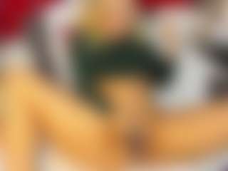 Curly Marshall's Live Sex Cam Show