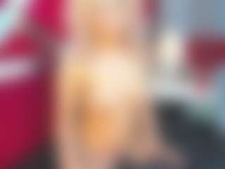 Curly Marshall's Live Sex Cam Show