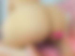 Live cam show with hanna-kane - Moaning on CamSodaAdn