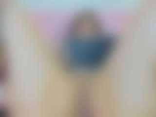 Live cam show with hanna-kane - Moaning on CamwithHer