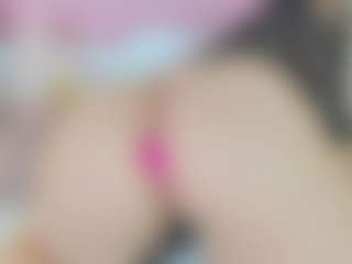 Live cam show with hanna-kane - Moaning on liverealitysex.com