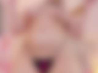 Live cam show with hanna-kane - Moaning on CamwithHer