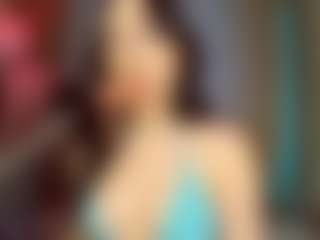 Live cam show with Juicy-Vikki - Horny on Fapmatic.com