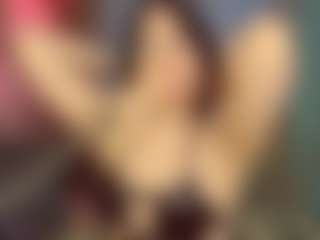 Juicy-Vikki's Live Sex Cam Show