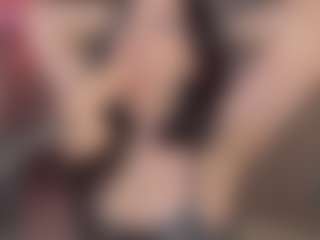 Juicy-Vikki's Live Sex Cam Show