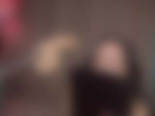 Juicy-Vikki's Live Sex Cam Show