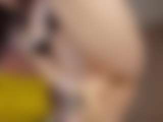Juicy-Vikki's Live Sex Cam Show