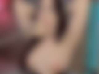 Juicy-Vikki's Live Sex Cam Show