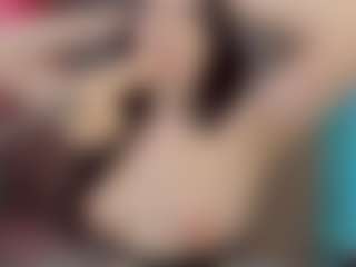 Live cam show with Juicy-Vikki - Tattoos Young Adult on Gym Cam Girls