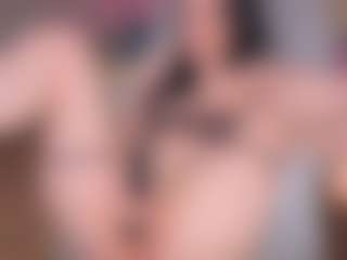 Juicy-Vikki's Live Sex Cam Show