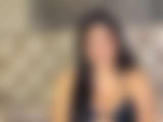 Live cam show with LeiaLeen - Butt Plug on Hubzter Live