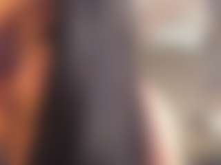 Live cam show with LeiaLeen1 - Smoking on Camsoda