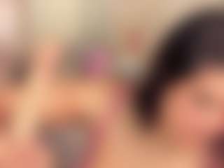 Live cam show with LeiaLeen1 - Fetish on Mixed Magazine Live