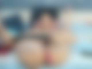 Live cam show with lily-meghan - Tease Latina on Dare Cams | colombia