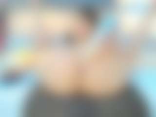 Live cam show with lily-meghan - Small Tits on Mixed Magazine Live