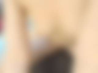 lily-meghan's Live Sex Cam Show
