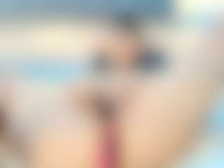 Live cam show with lily-meghan - Flexible on TottyGirls