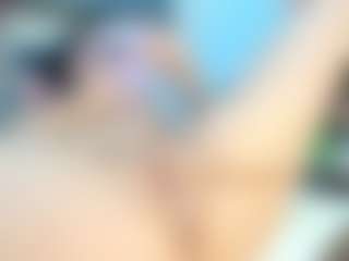 lily-meghan's Live Sex Cam Show