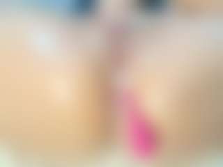 lily-meghan's Live Sex Cam Show