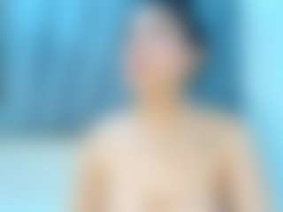 Live cam show with lily-meghan - Curvy Latina on Camsoda | colombia