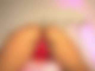 pocahotass-11's Live Sex Cam Show
