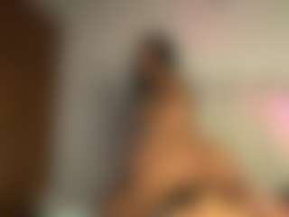 pocahotass-11's Live Sex Cam Show