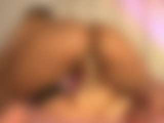 pocahotass-11's Live Sex Cam Show