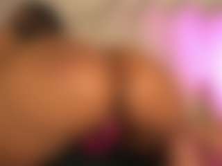 pocahotass-11's Live Sex Cam Show