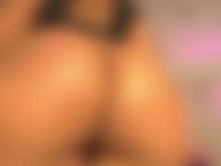 pocahotass-11's Live Sex Cam Show
