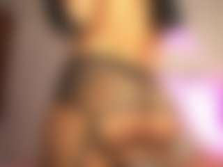 pocahotass-11's Live Sex Cam Show