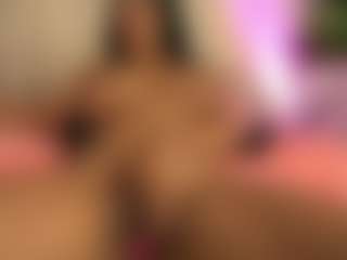pocahotass-11's Live Sex Cam Show